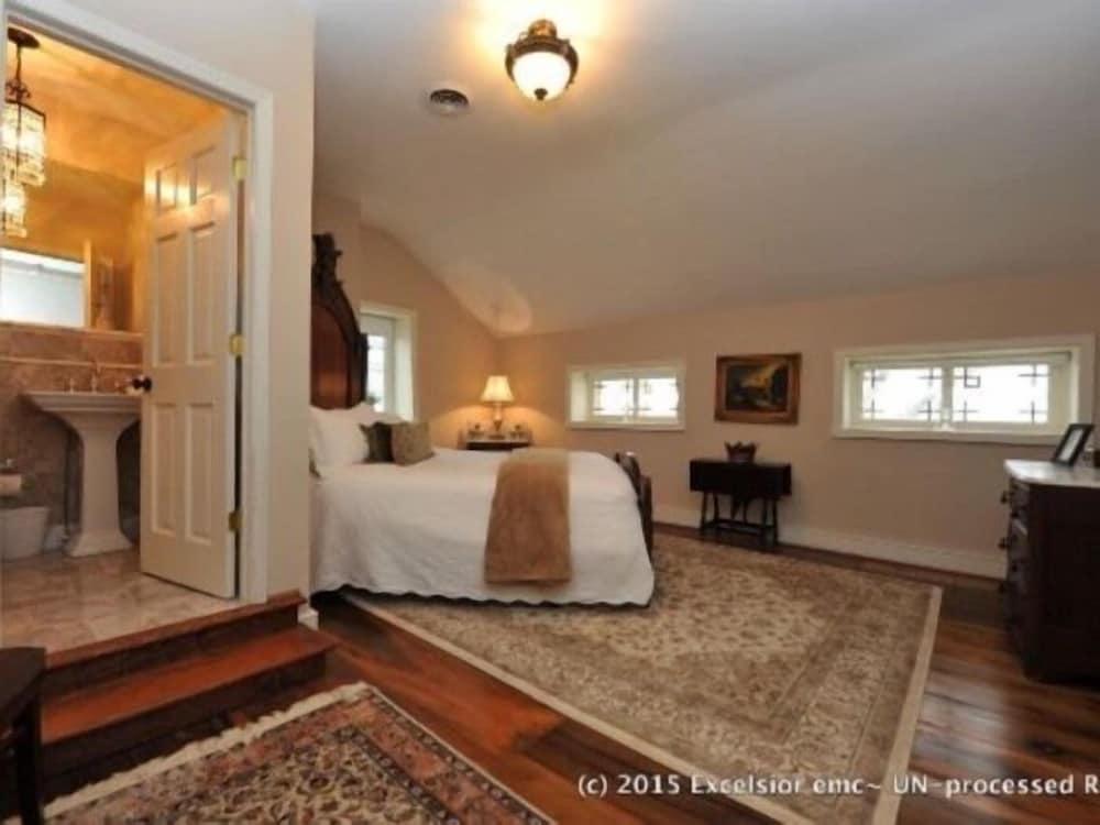 Inn at Springfield Manor photo 2