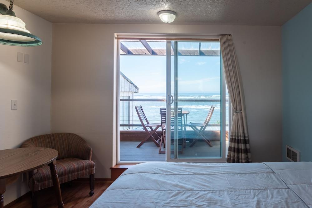 Terimore Bayfront Inn photo 26