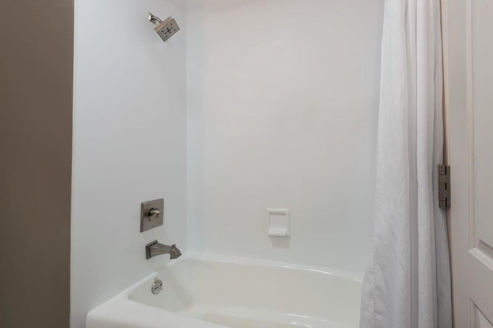 Hotel 1550 photo 4