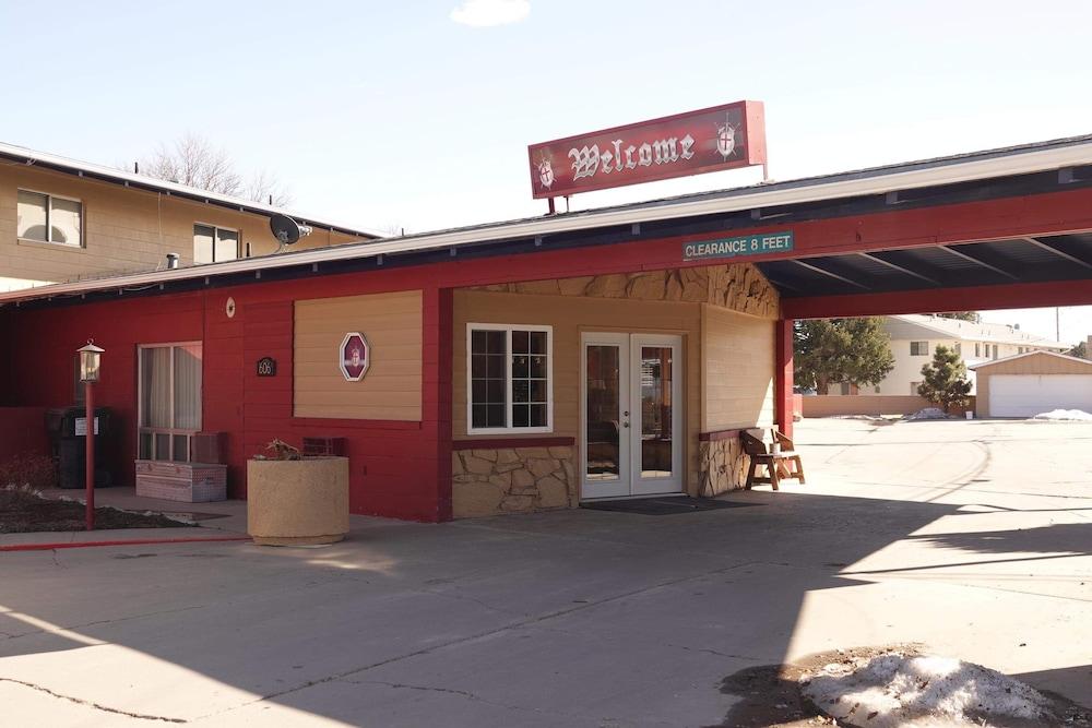 The Castle Inn — hotel in Scottsbluff