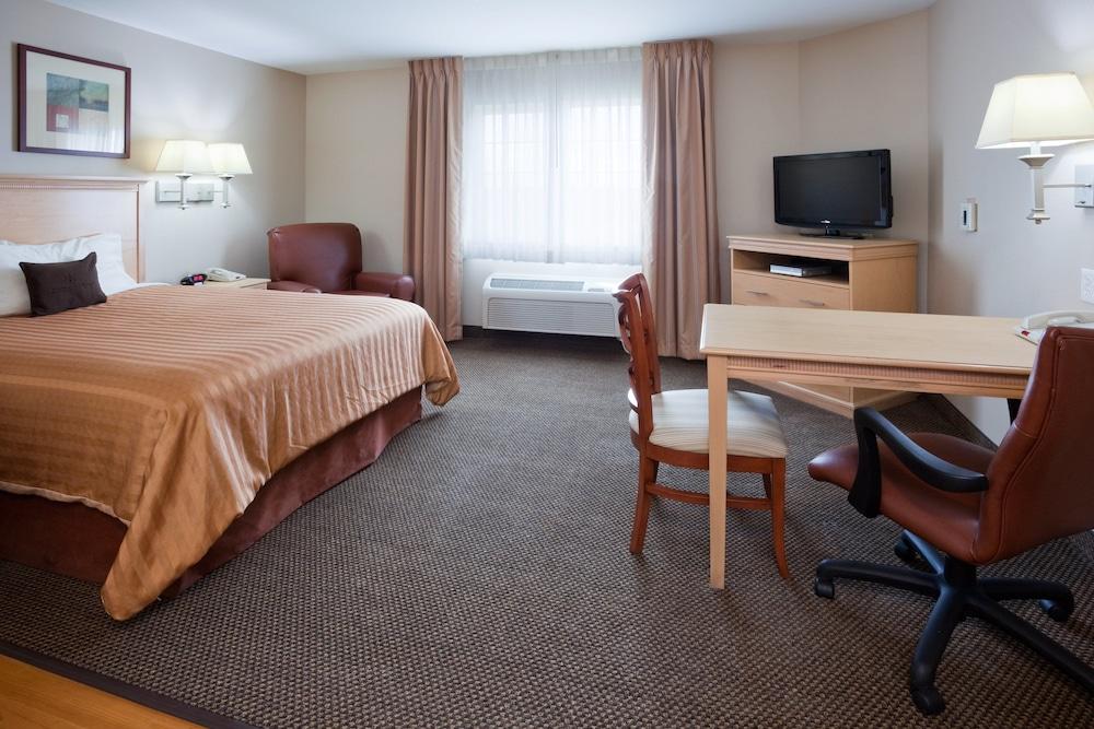Candlewood Suites Milwaukee Brown Deer by IHG photo 15