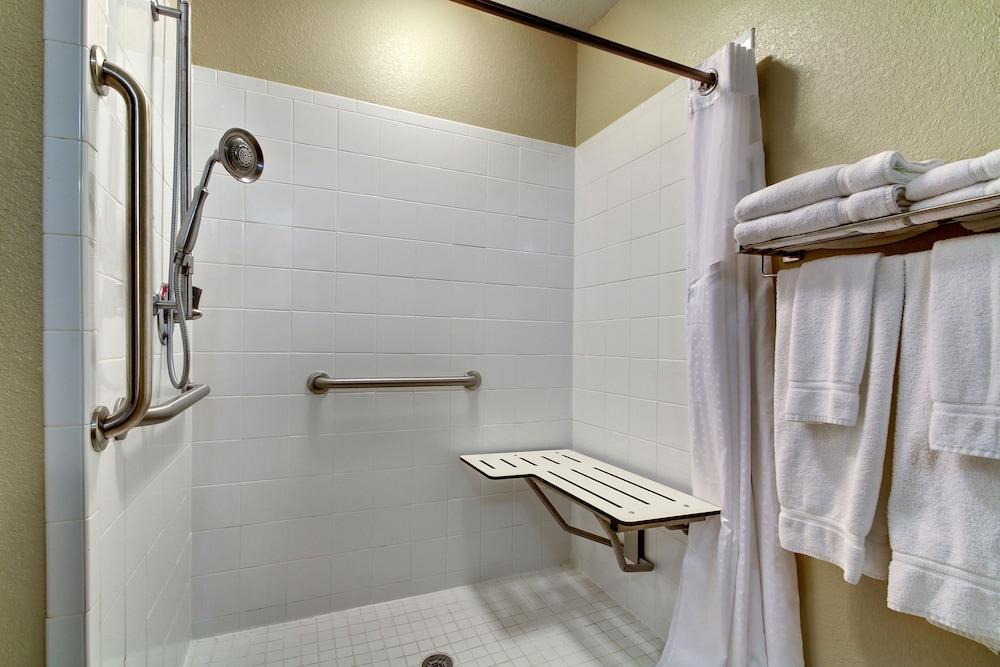 Holiday Inn Express Hotel & Suites Jacksonville South I-295 by IHG photo 33