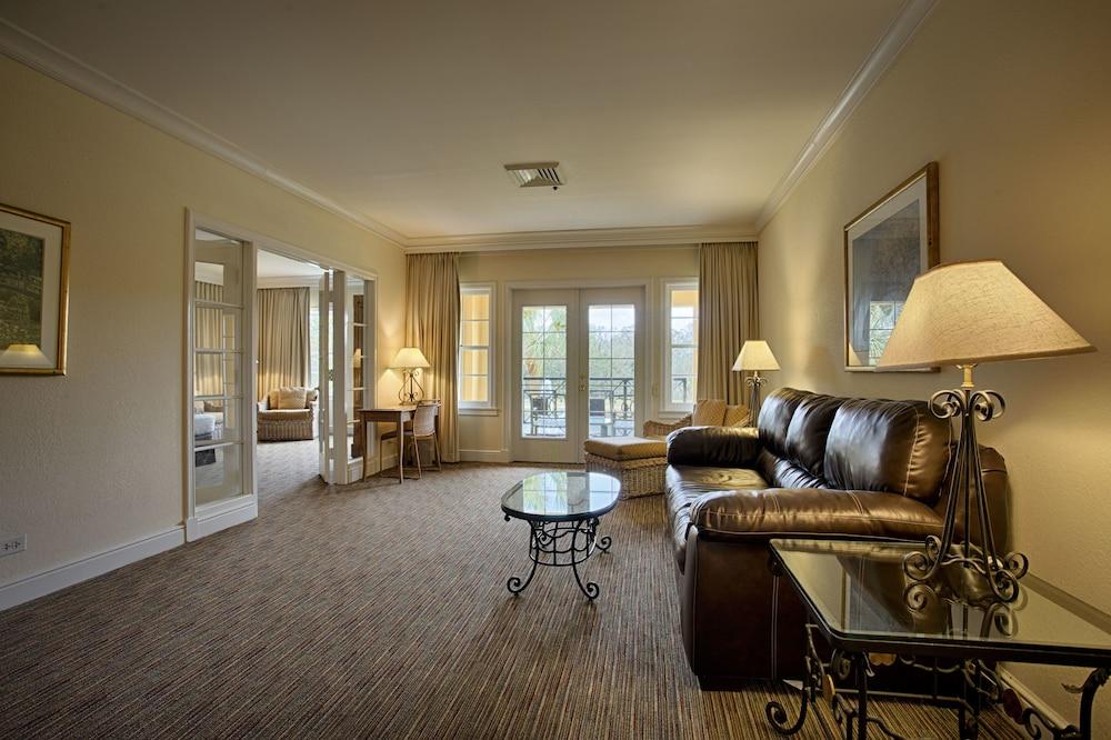 Tampa Palms Country Club photo 22