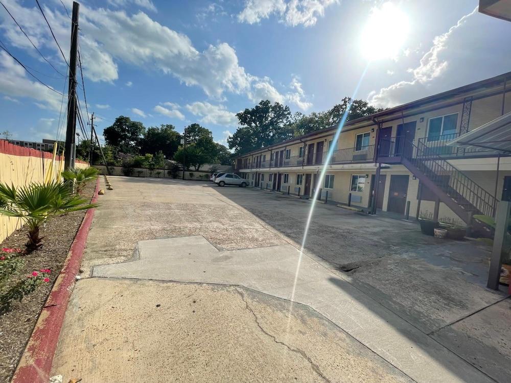 Southmore Boulevard Motel photo 4