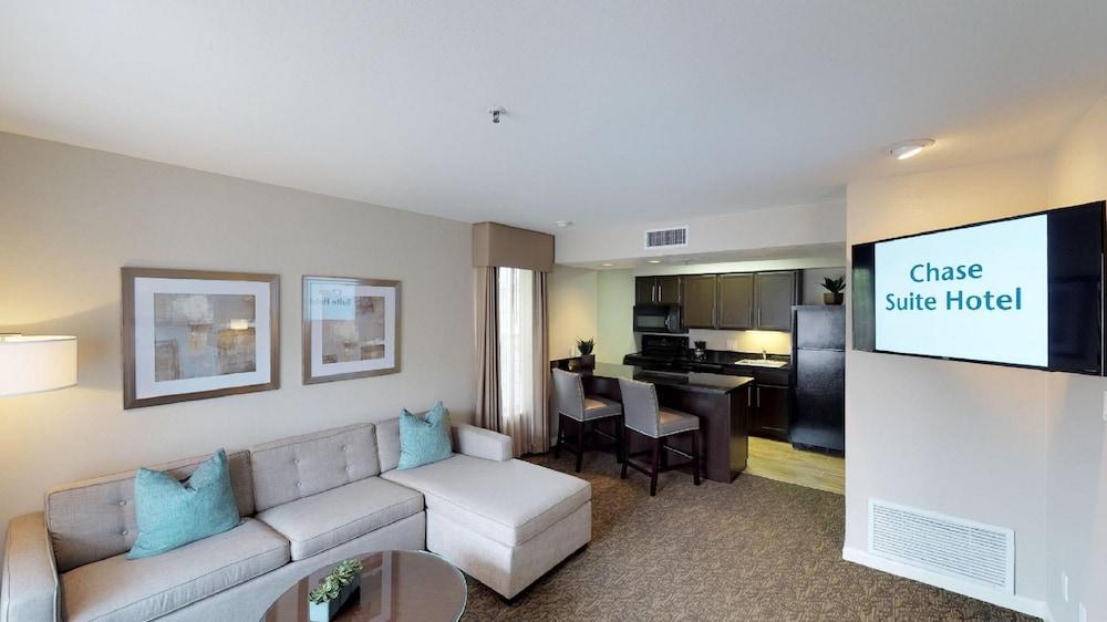 Chase Suites Hotel Brea-Fullerton photo 13