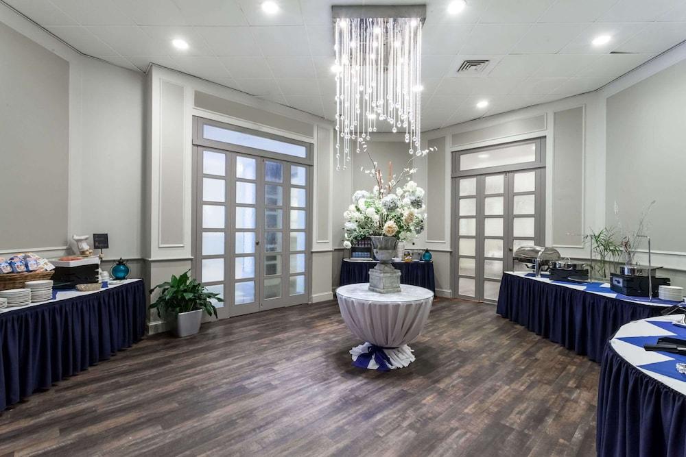 Wyndham Southbury photo 13