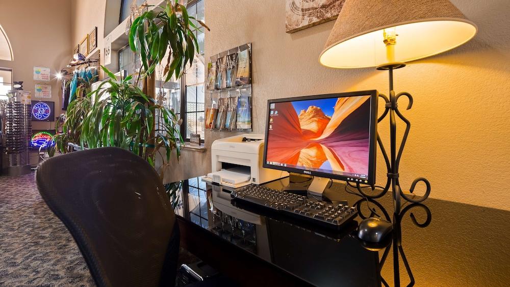 Best Western Colorado River Inn photo 29
