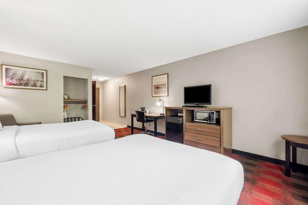 Best Western Dartmouth-New Bedford photo 14