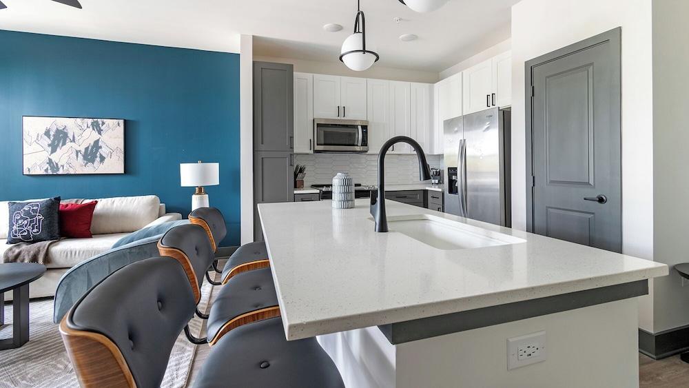 Southbank Apartments by Landing photo 5