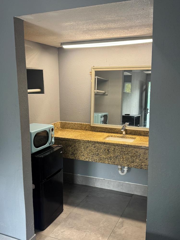 Apollo Inn photo 6