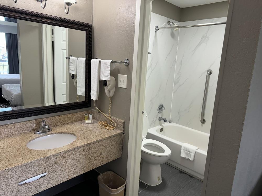Homegate Inn And Suites Collierville TN photo 18