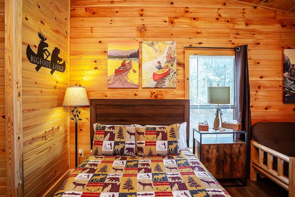 Bigfoot Lodge Room Four photo 11