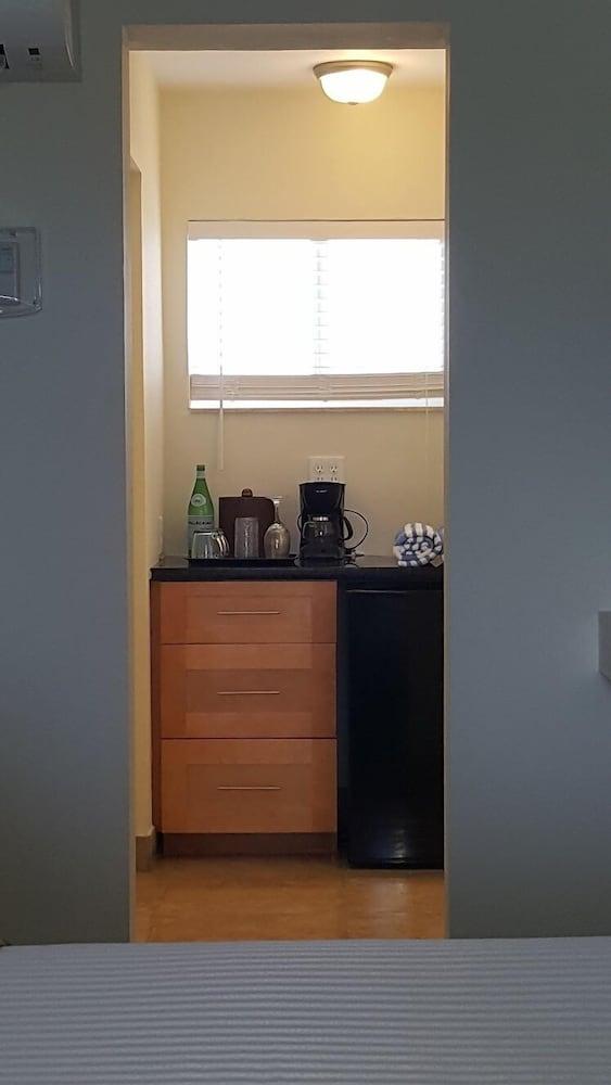 Le Cabanon Motel photo 8