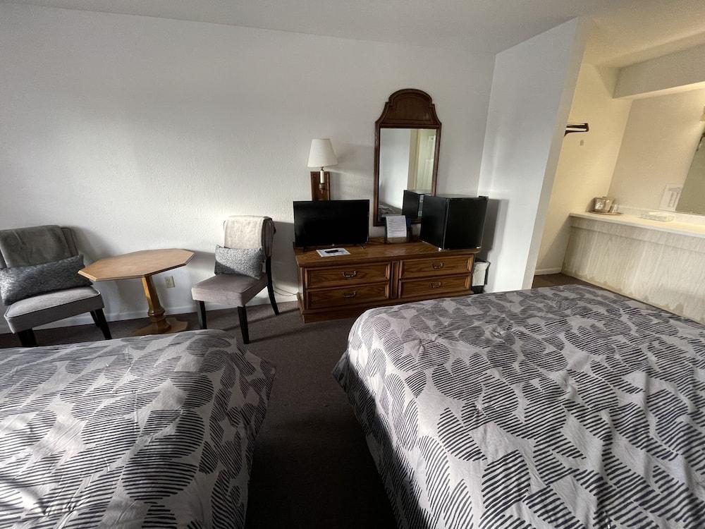 Scottish Inns Osage Beach photo 59