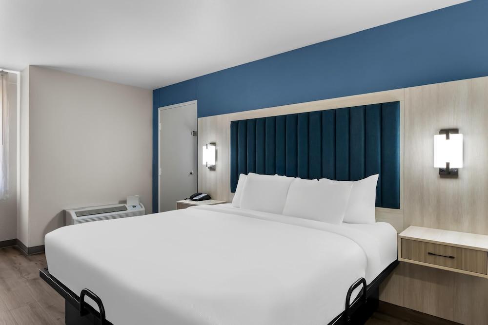 Park Inn by Radisson photo 11