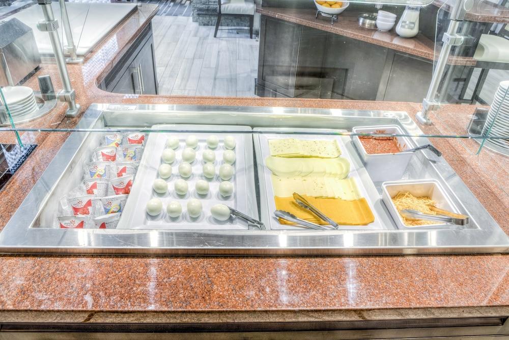Staybridge Suites Columbus Univ Area - OSU by IHG photo 58