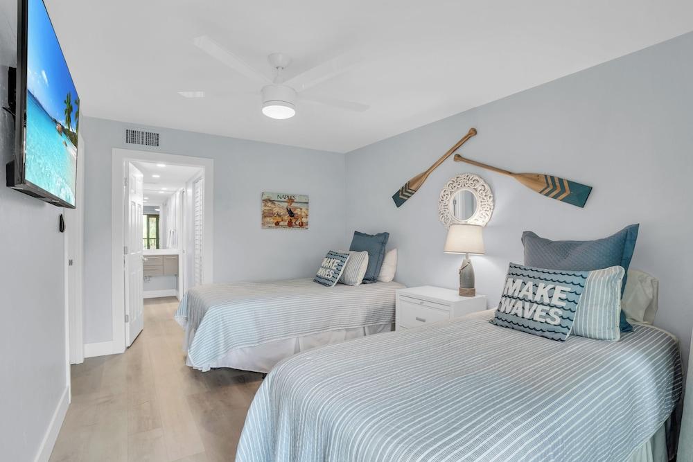 Park Shore Resort photo 31