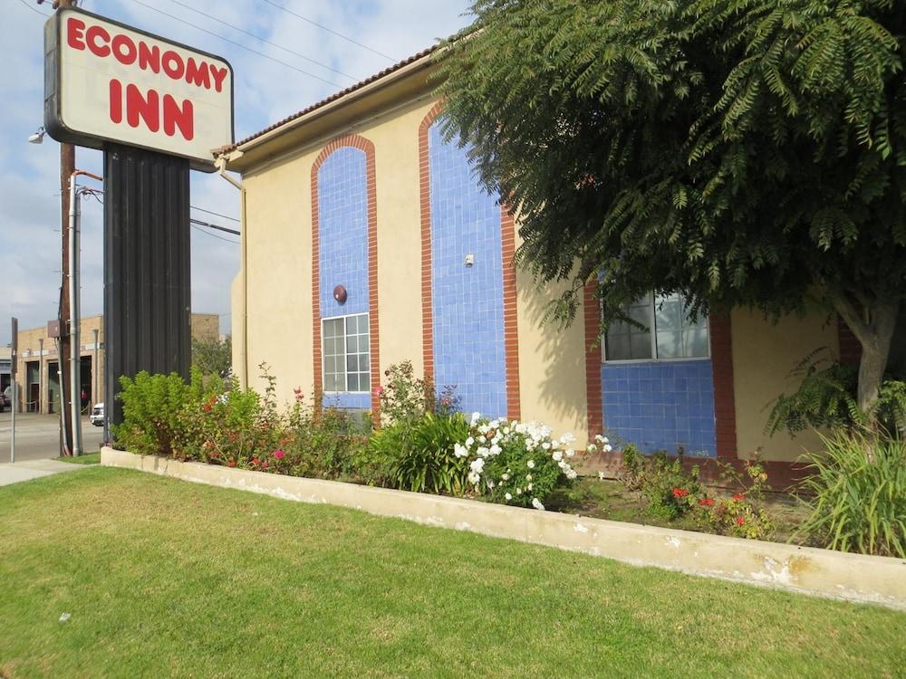 Economy Inn LAX photo 15