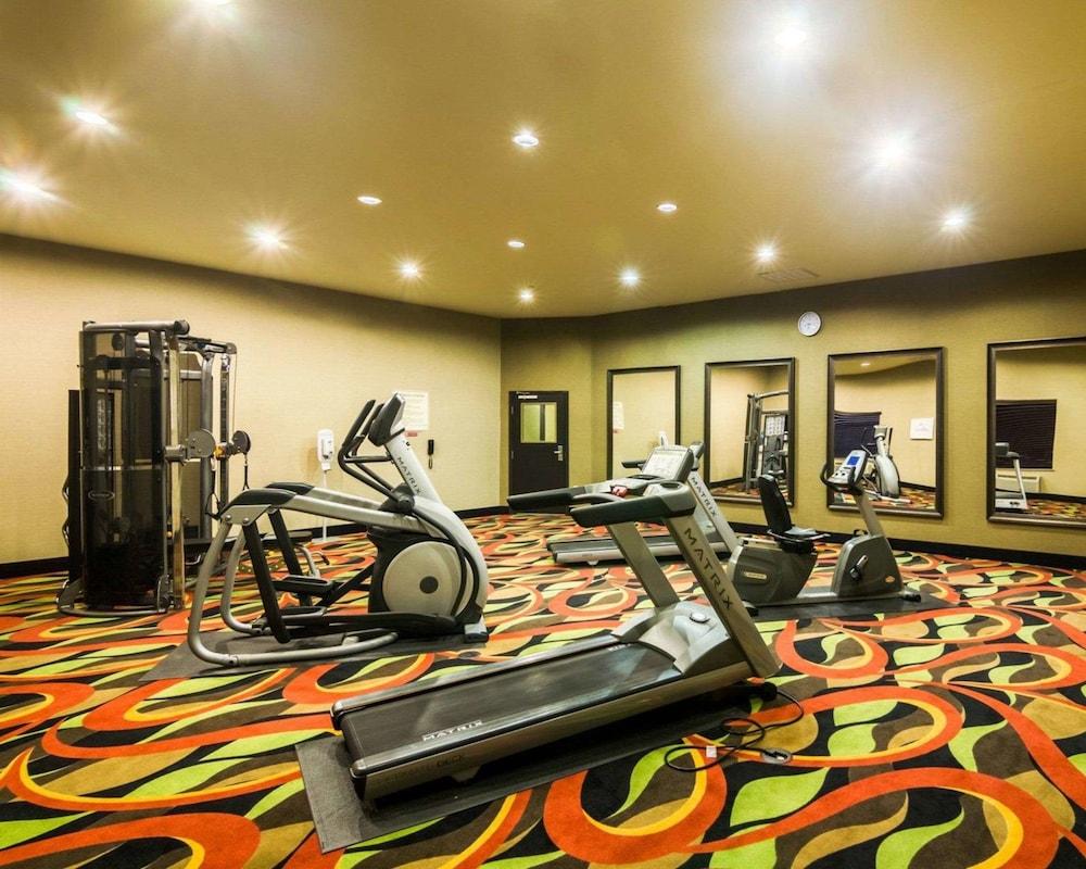 Spark by Hilton Amarillo Western Plaza photo 34