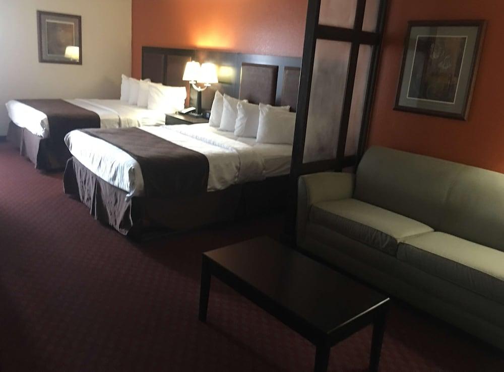 Baymont by Wyndham Lubbock photo 9