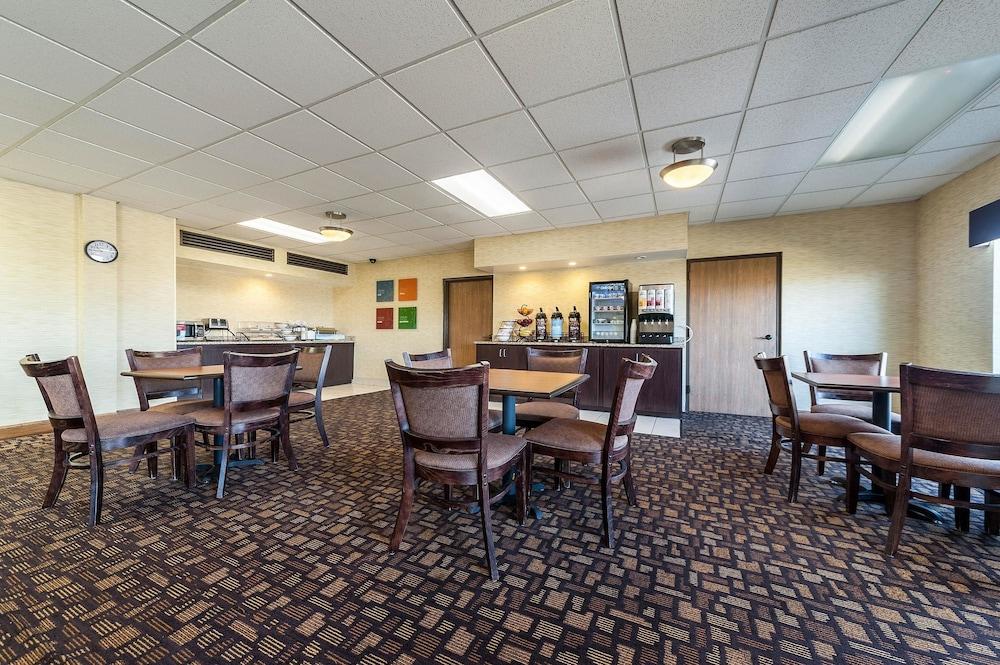 Quality Inn Clarksdale photo 21
