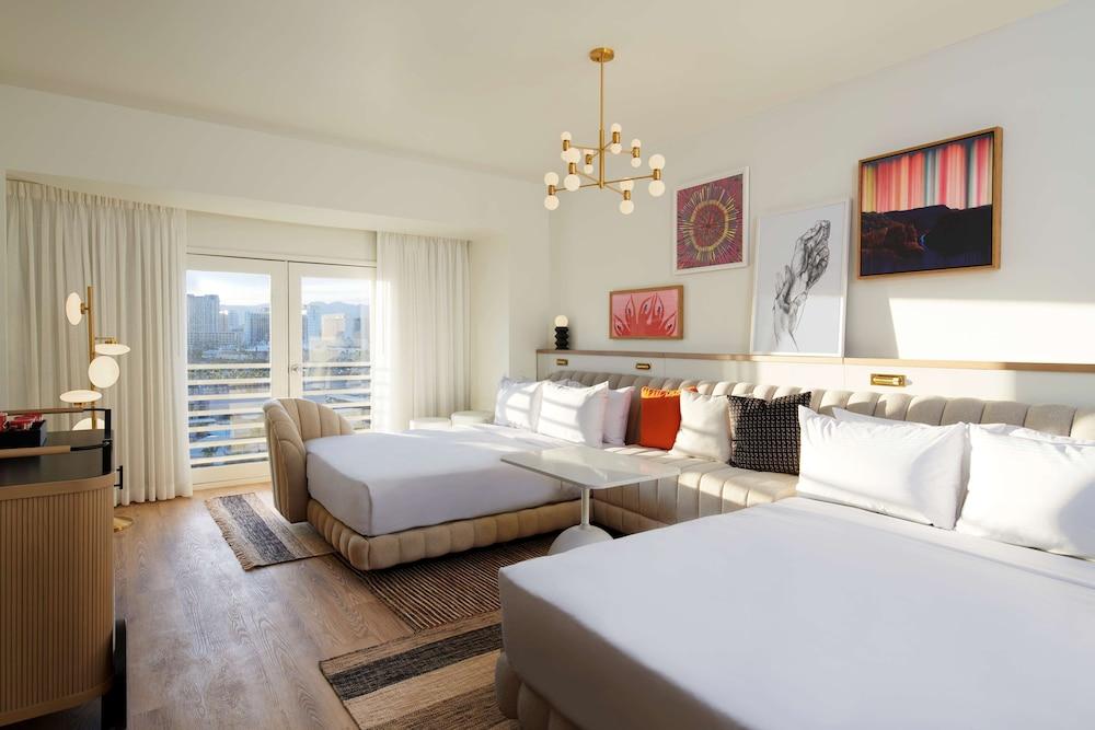 Virgin Hotel Las Vegas, Curio Collection by Hilton photo 19