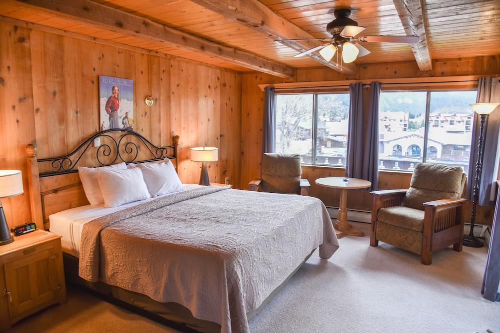 Alpine Lodge photo 37