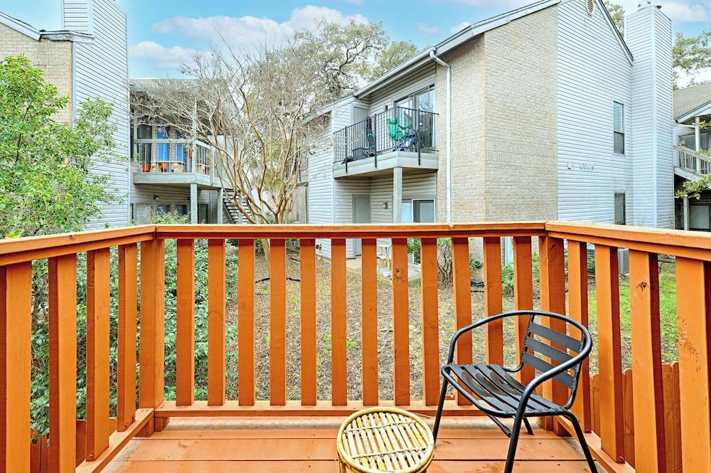 Heart of Austin Hideaways photo 22