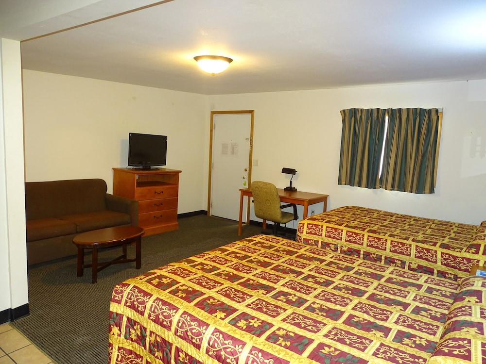 Rivers Inn Fort Madison photo 25