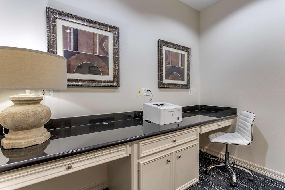 Best Western Sugarland Inn photo 15