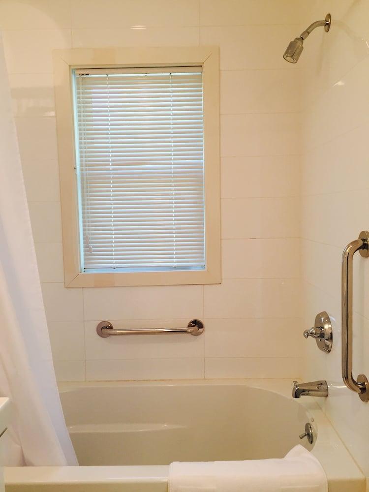 The Drake Inn photo 2