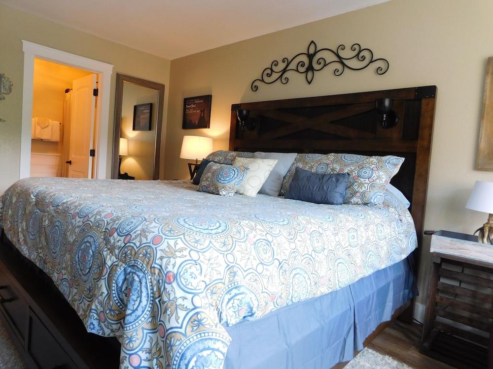 Laurel Inn Condominium photo 29