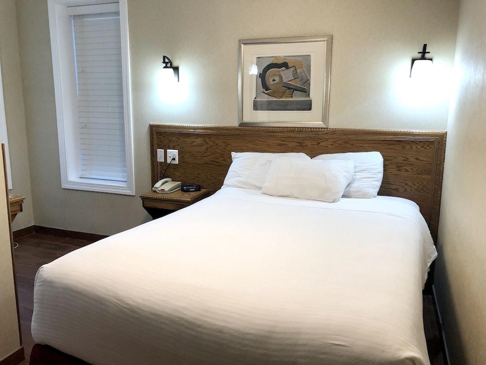 District Hotel photo 43