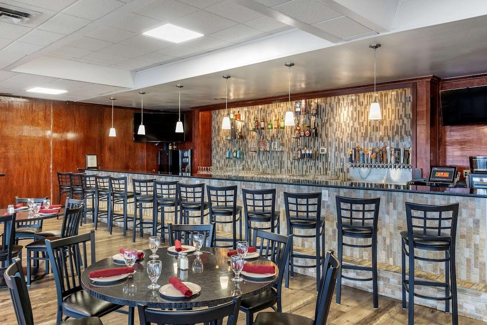 Best Western Plus Lake Front Hotel photo 37