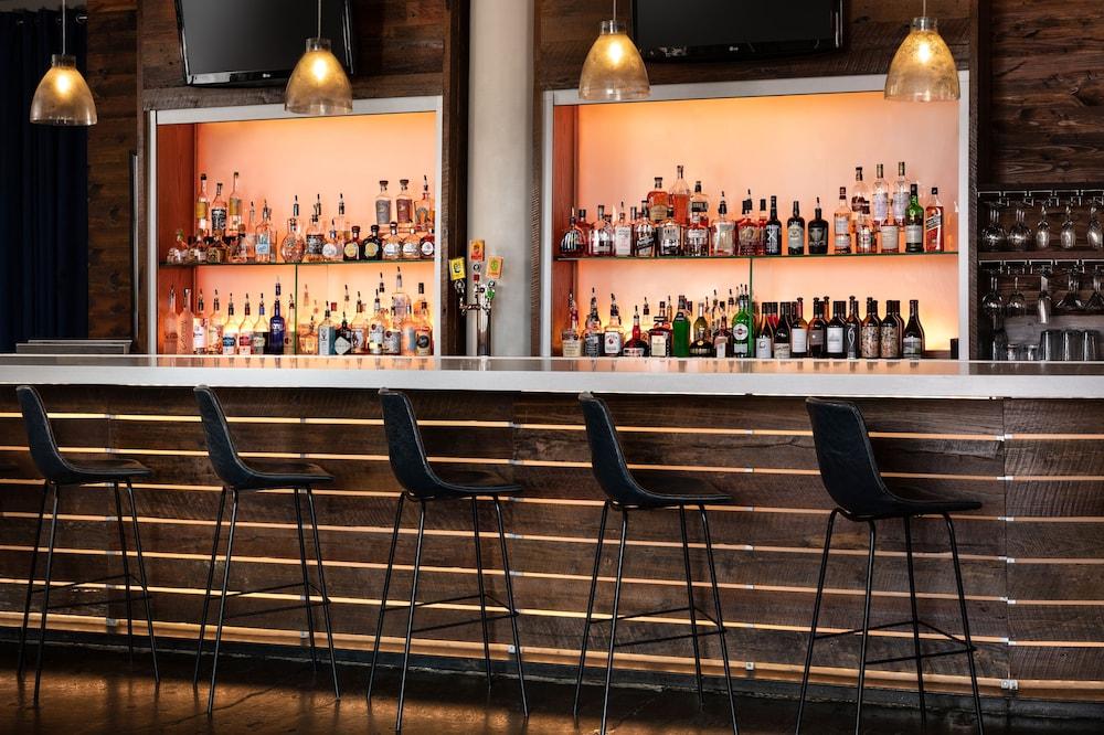 Canvas Hotel Dallas photo 58