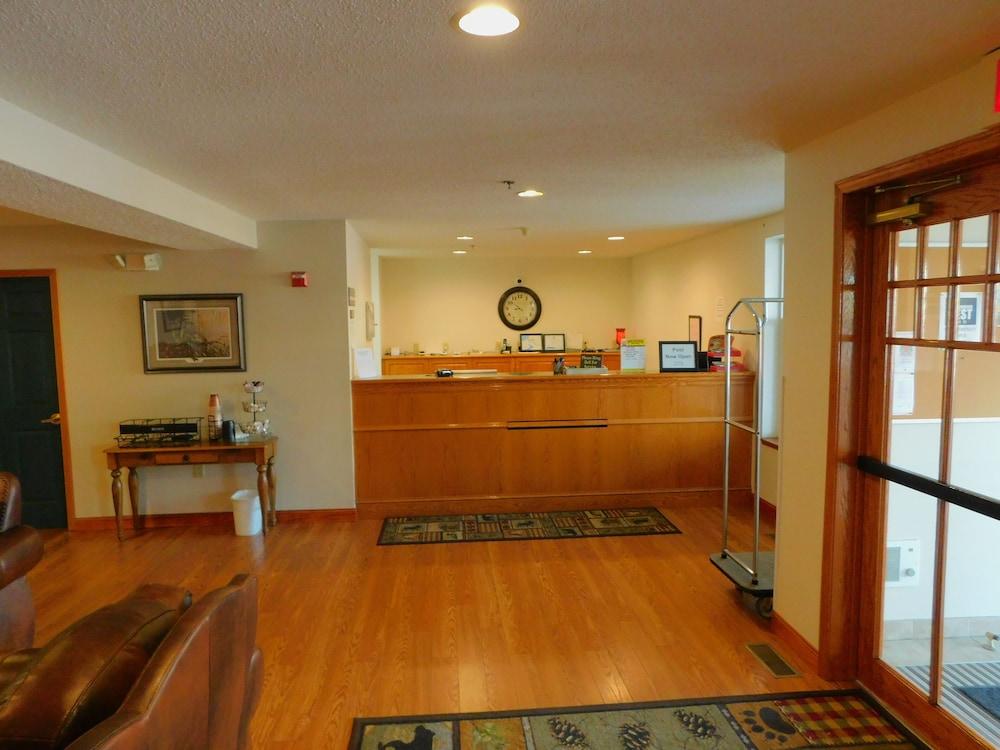 Northwoods Best Inn -Turtle Lake photo 2