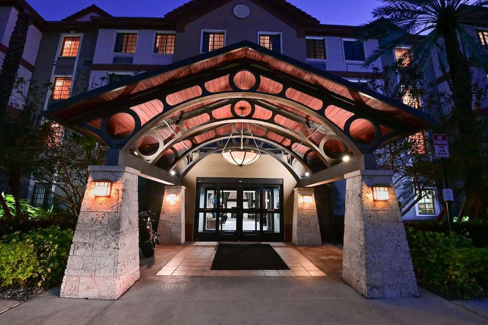 Sonesta ES Suites Fort Lauderdale Plantation photo 16