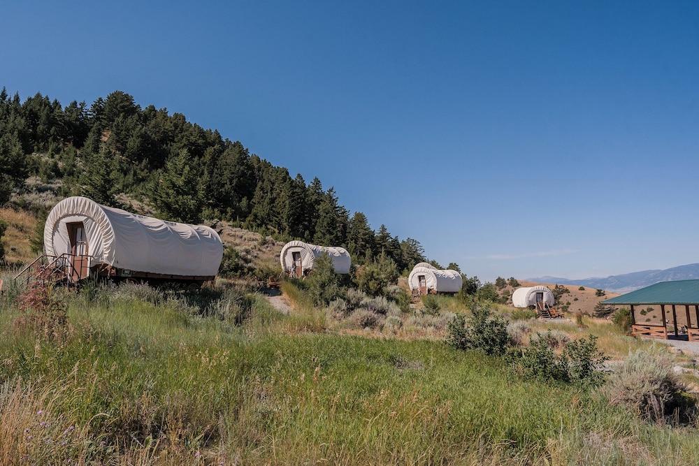 Chico Hot Springs Resort & Day Spa photo 84