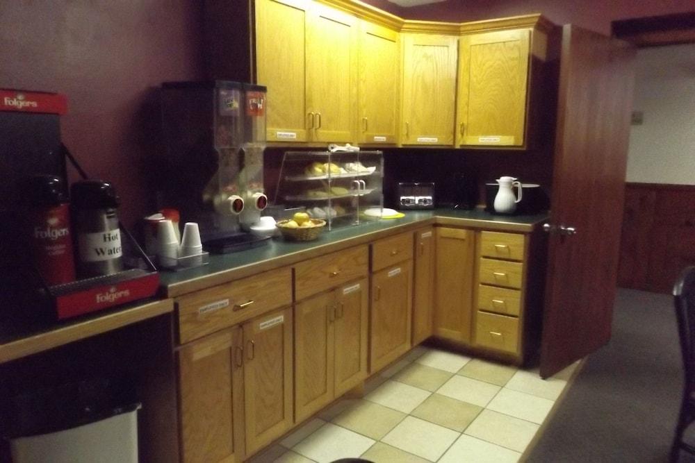 Nisswa Hotel and Suites photo 27