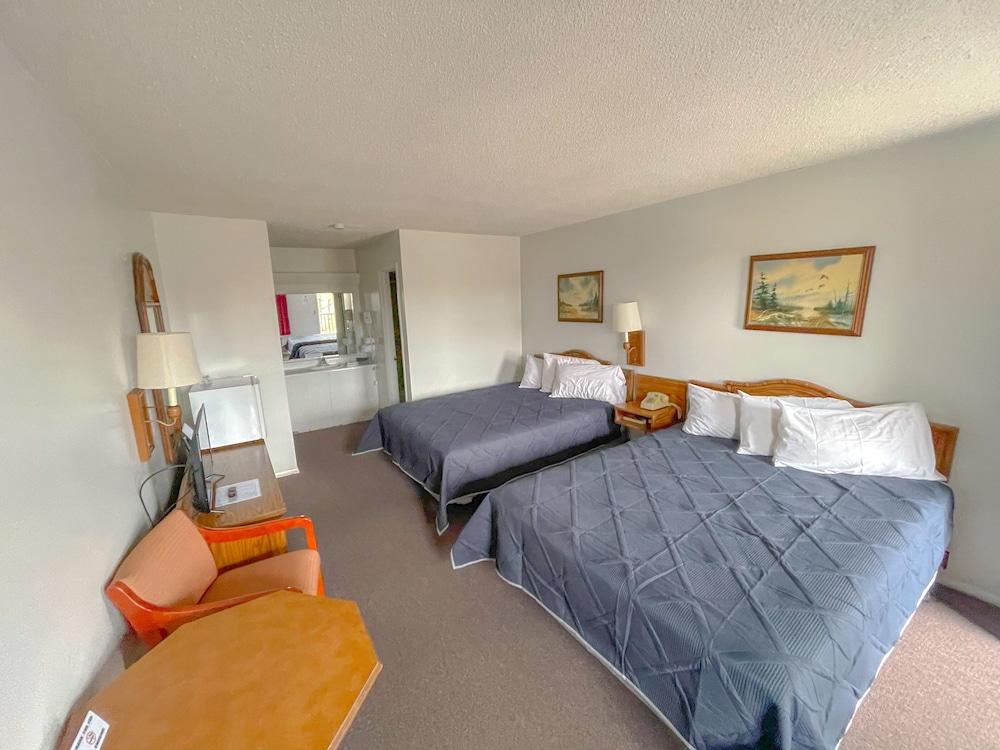 Scottish Inns Osage Beach photo 43