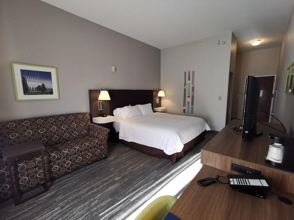 Hampton Inn & Suites Colorado Springs/Air Force Academy photo 19