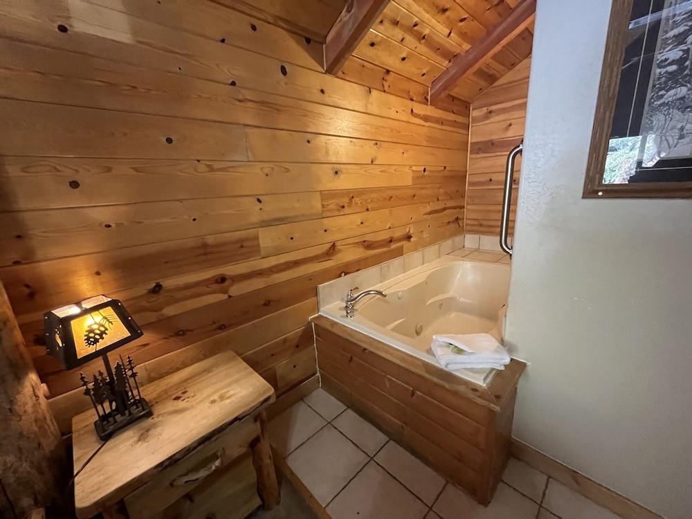 Alaskan Inn photo 16