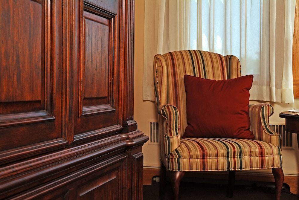 Punderson Manor Lodge and Conference Center photo 12