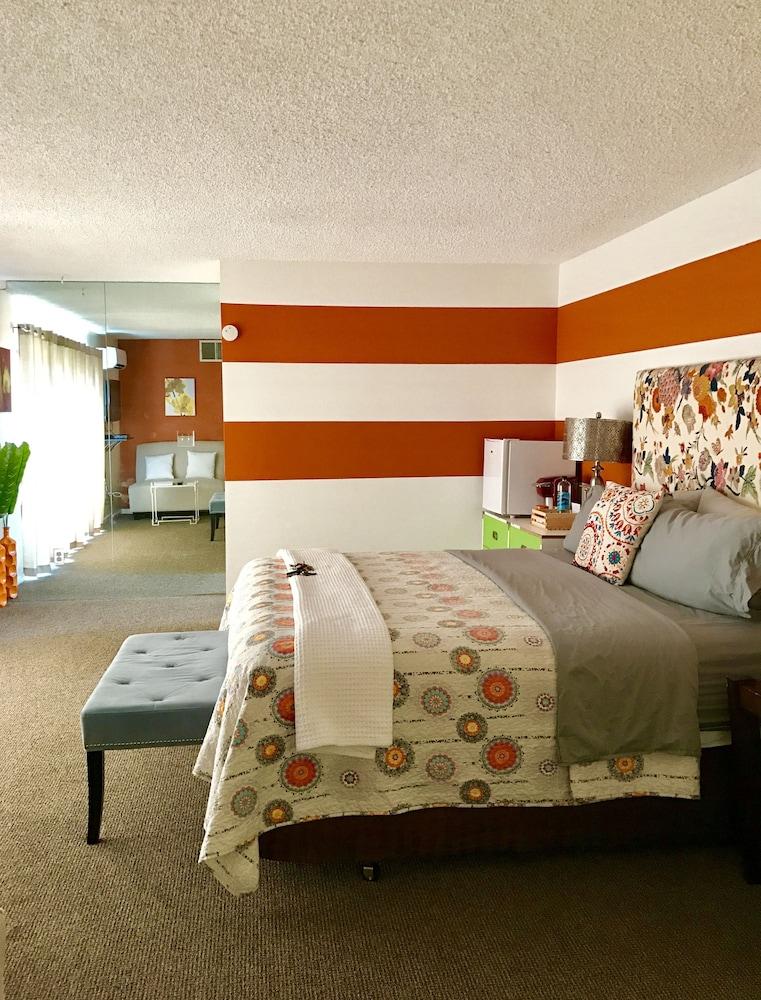 The Village Palm Desert photo 54