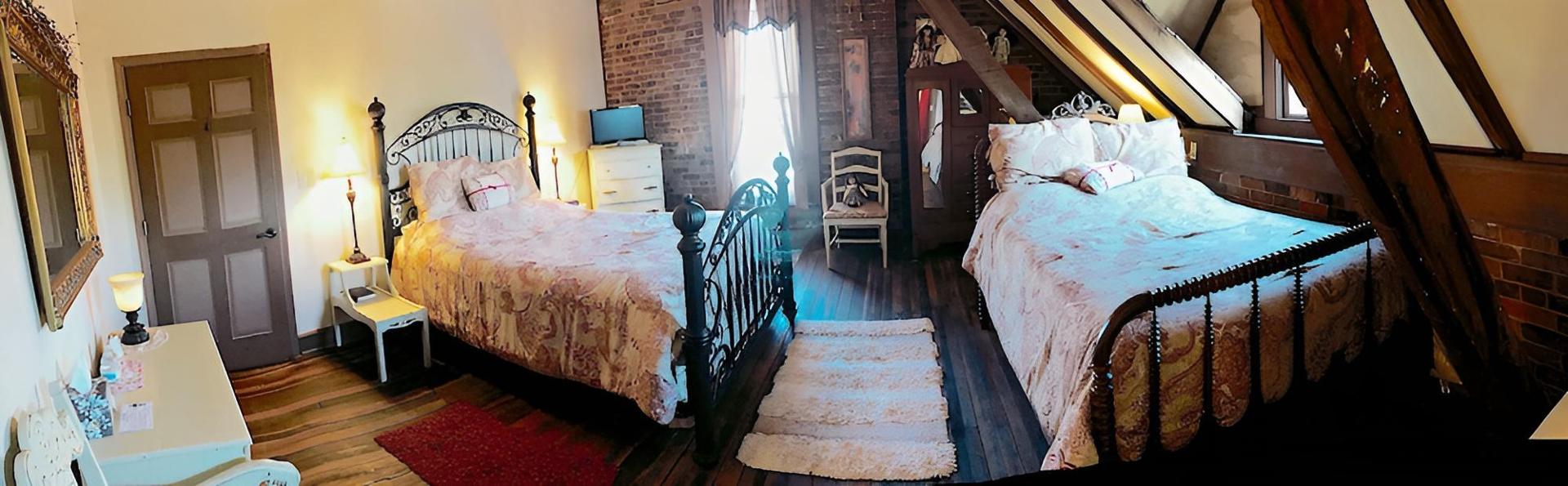 Main Street Bed & Breakfast Established in 1810 photo 11