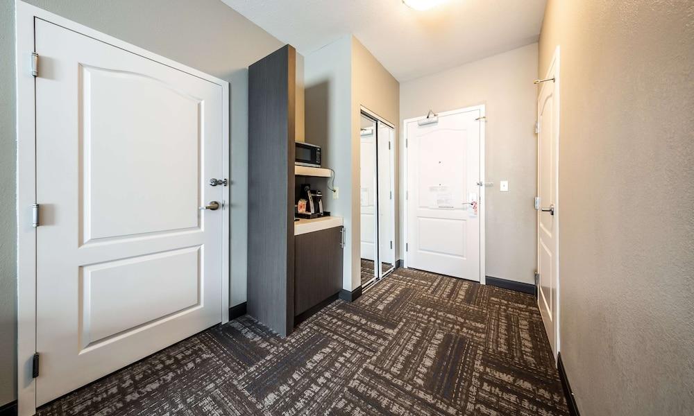 Hilton Garden Inn Beaumont, TX photo 25