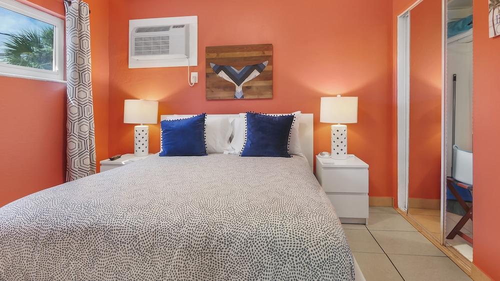 Beach House Hotel photo 21