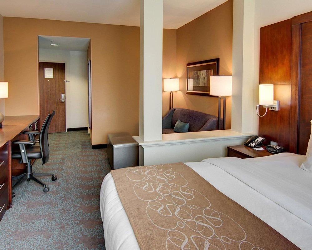 Comfort Suites Texarkana Arkansas photo 8