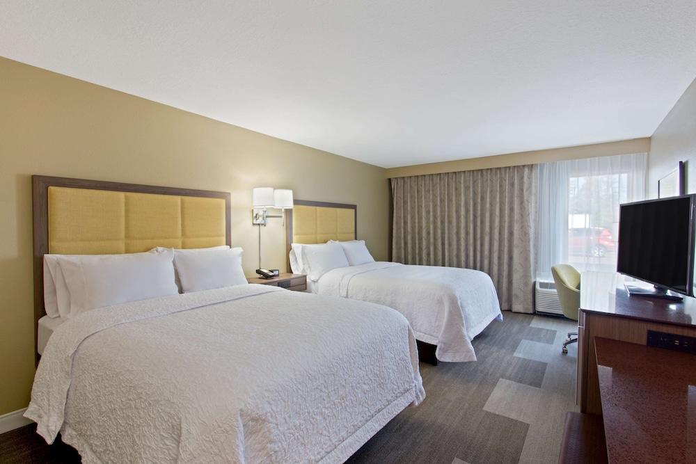 Hampton Inn Sault Ste Marie photo 12