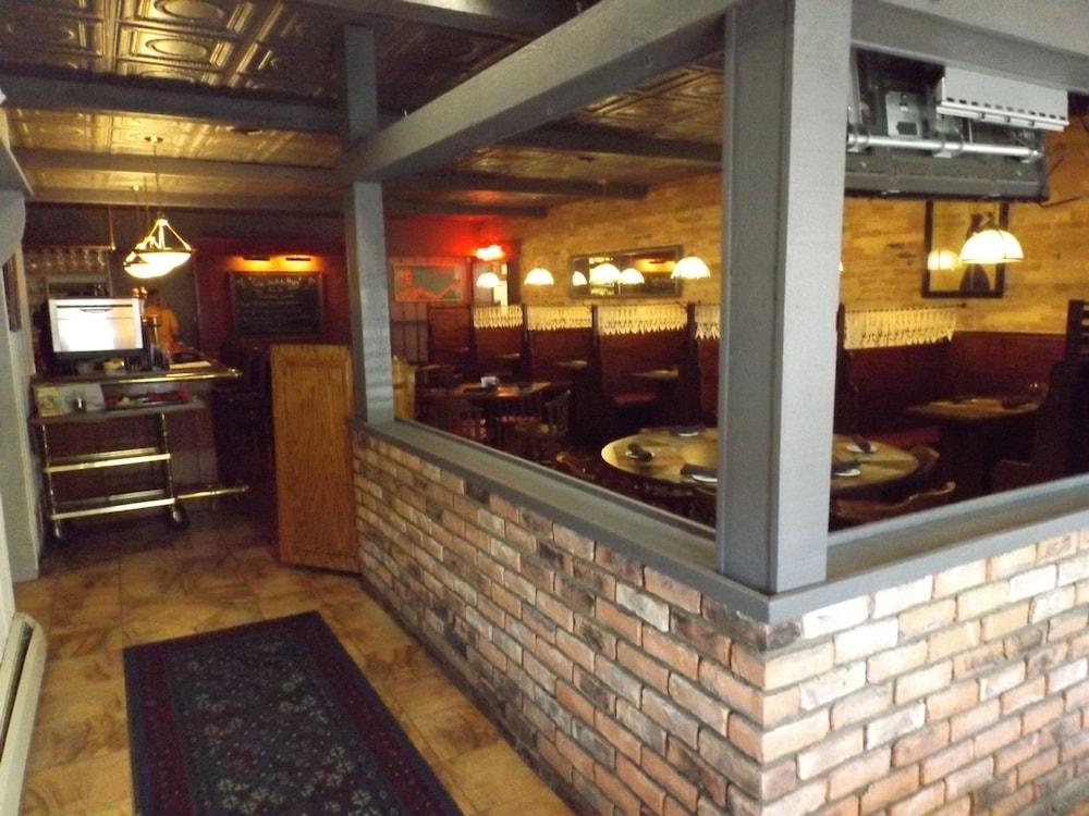 Hermanns European Inn photo 3